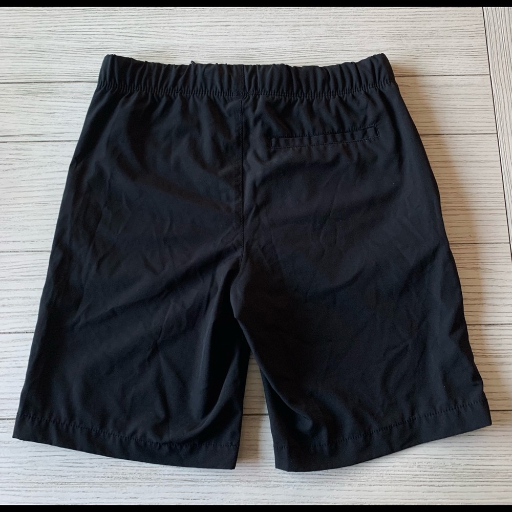 Boys dry fit shorts - Picture 2 of 2